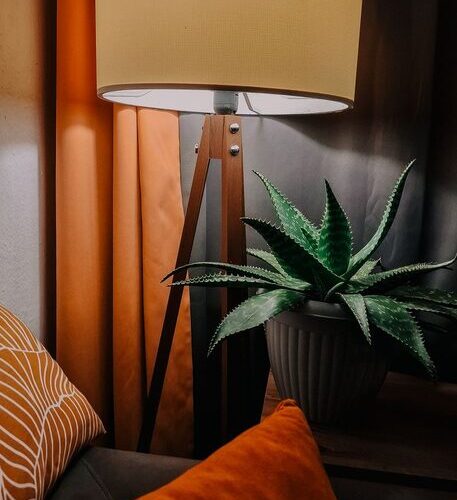 Tips for Creating a Cosy and Inviting Living Room on a Budget