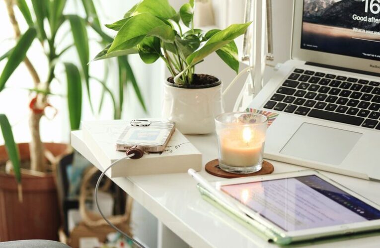 How to Create an Inviting and Productive Home Workspace