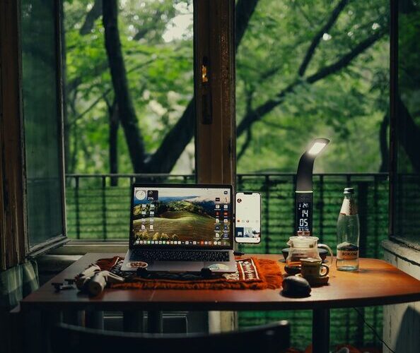 Tips for Creating a Relaxing Home Workspace to Boost Productivity